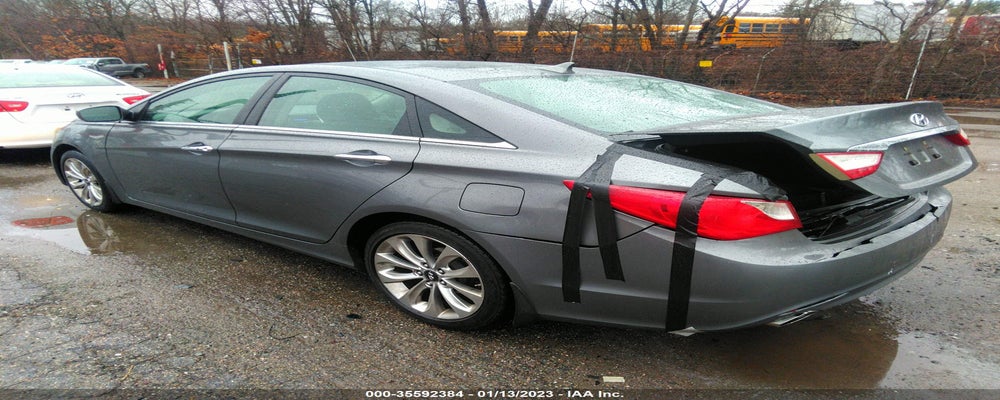 5NPEC4AC7BH188194 2011 HYUNDAI SONATA photo no. 3