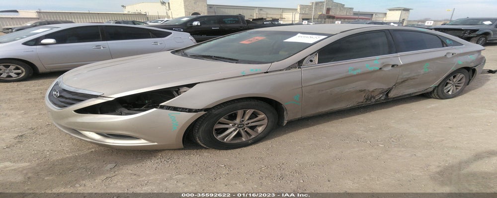 5NPEB4AC2BH294393 2011 HYUNDAI SONATA photo no. 2