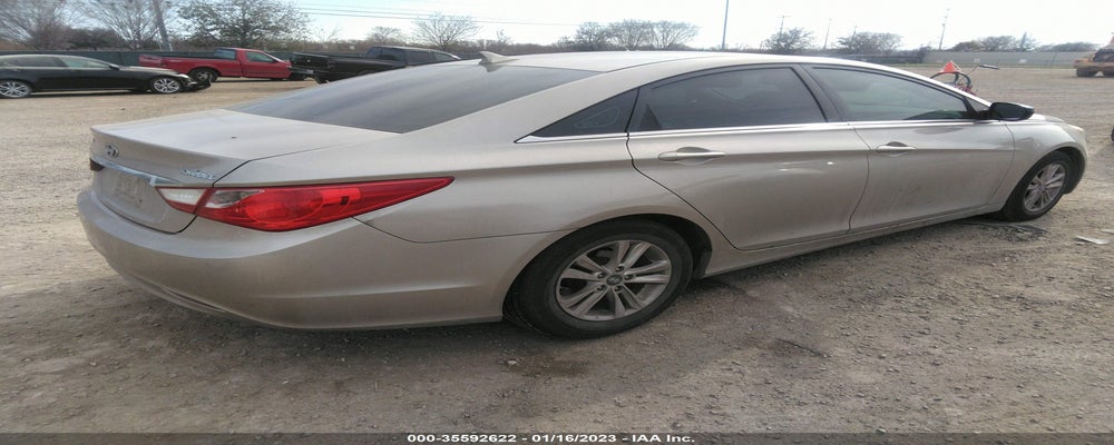 5NPEB4AC2BH294393 2011 HYUNDAI SONATA photo no. 4