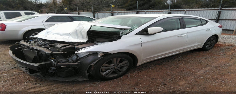 5NPD84LF1JH232757 2018 HYUNDAI ELANTRA photo no. 2