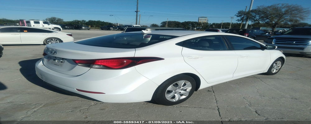 5NPDH4AE8GH738752 2016 HYUNDAI ELANTRA photo no. 4