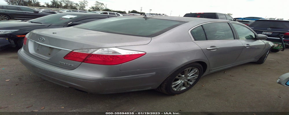KMHGC4DE4BU122502 2011 HYUNDAI GENESIS photo no. 4
