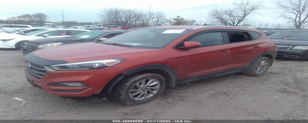 KM8J33A4XGU198986 2016 HYUNDAI TUCSON photo no. 2