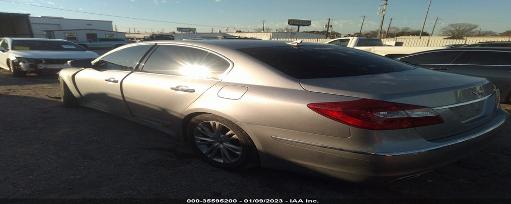 KMHGC4DD9DU252382 2013 HYUNDAI GENESIS photo no. 3