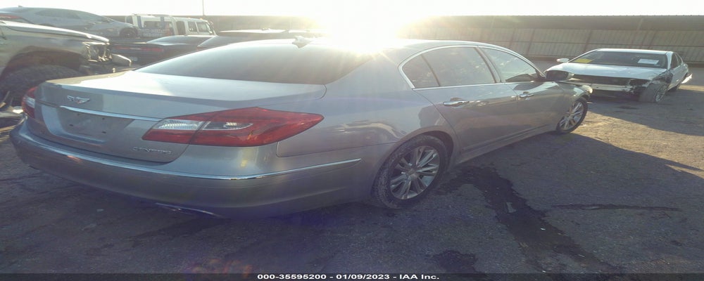 KMHGC4DD9DU252382 2013 HYUNDAI GENESIS photo no. 4