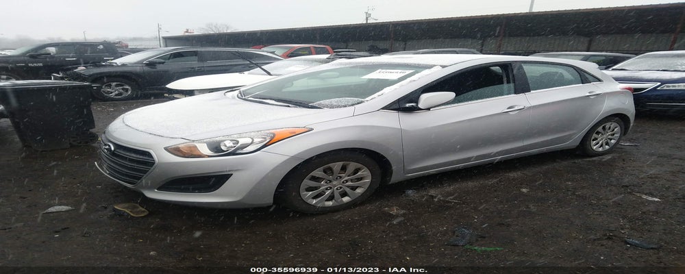 KMHD35LH8HU376968 2017 HYUNDAI ELANTRA GT photo no. 2