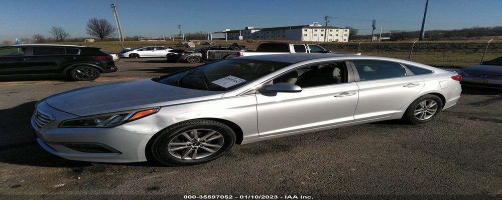 5NPE24AFXFH006782 2015 HYUNDAI SONATA photo no. 2