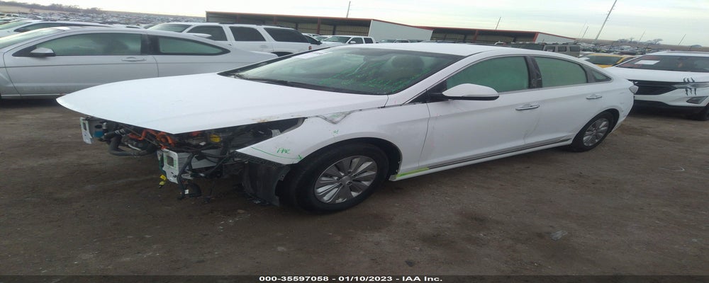 KMHE24L14HA056231 2017 HYUNDAI SONATA HYBRID photo no. 2