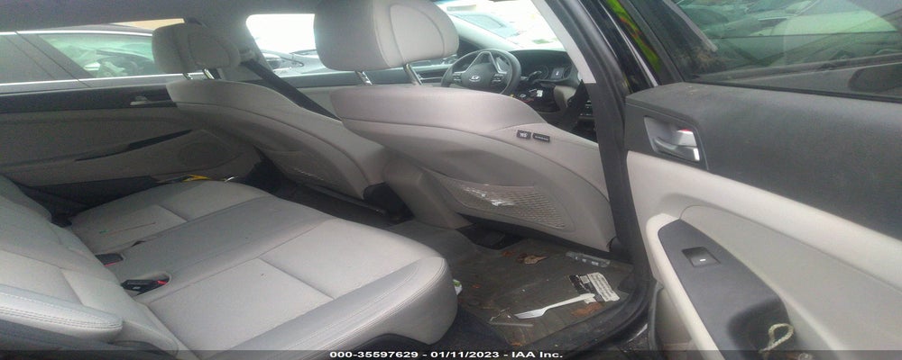 KM8J3CA47JU724997 2018 HYUNDAI TUCSON photo no. 8
