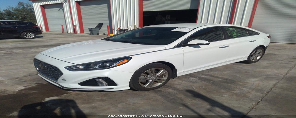 5NPE34AF0JH710740 2018 HYUNDAI SONATA photo no. 2