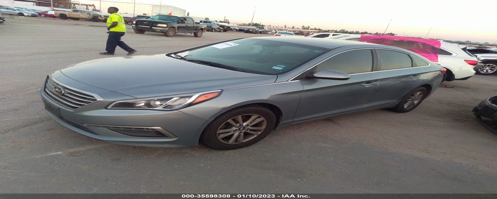 5NPE24AF1FH039833 2015 HYUNDAI SONATA photo no. 2
