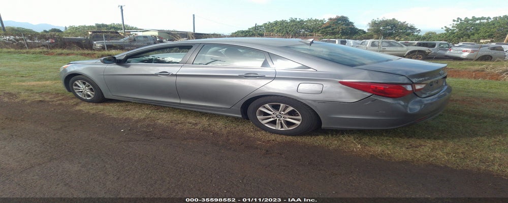 5NPEB4AC1BH219037 2011 HYUNDAI SONATA photo no. 3