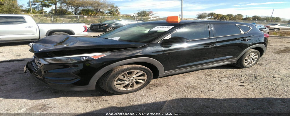 KM8J23A41HU262322 2017 HYUNDAI TUCSON photo no. 2