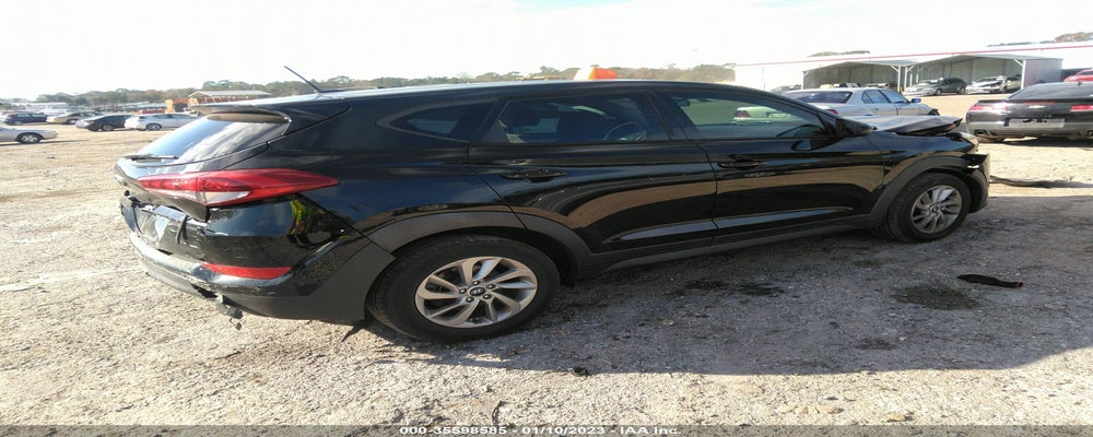 KM8J23A41HU262322 2017 HYUNDAI TUCSON photo no. 4