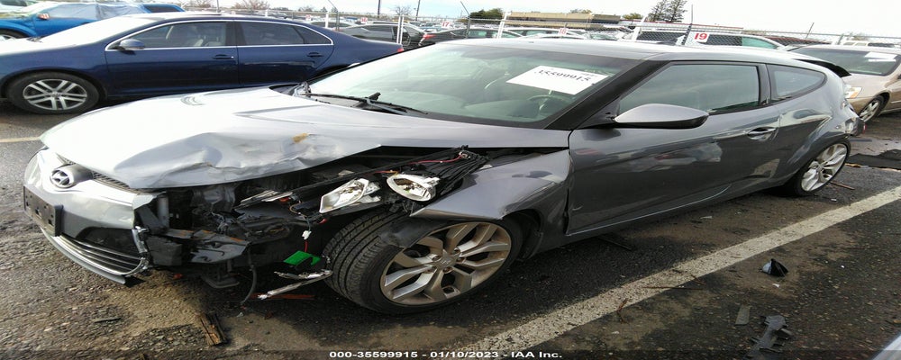 KMHTC6AD9DU173325 2013 HYUNDAI VELOSTER photo no. 2