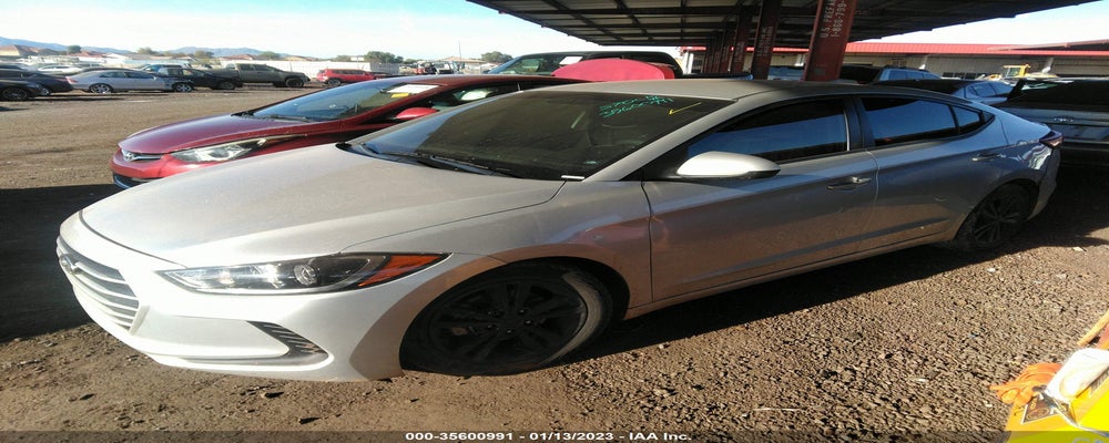 5NPD84LF5JH338192 2018 HYUNDAI ELANTRA photo no. 2