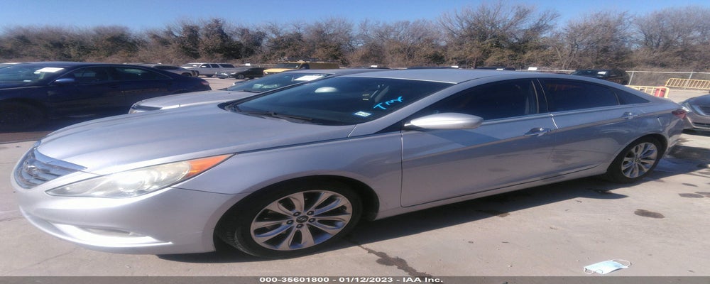 5NPEC4AB4CH471564 2012 HYUNDAI SONATA photo no. 2
