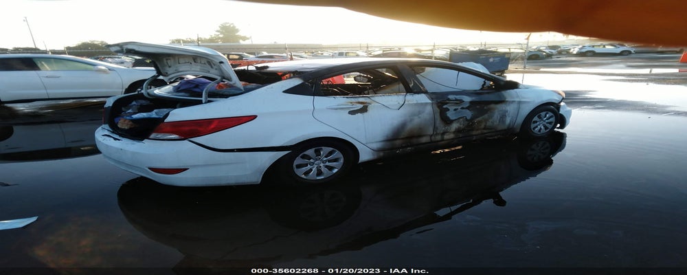 KMHCT4AE1GU092336 2016 HYUNDAI ACCENT photo no. 4