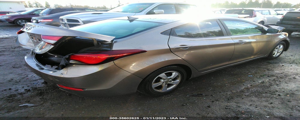 5NPDH4AE4FH549790 2015 HYUNDAI ELANTRA photo no. 4