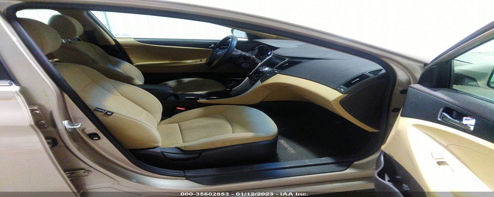 5NPEB4AC4BH272606 2011 HYUNDAI SONATA photo no. 5