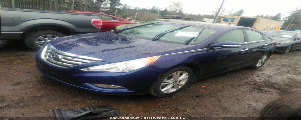 5NPEC4AC0BH027637 2011 HYUNDAI SONATA photo no. 2