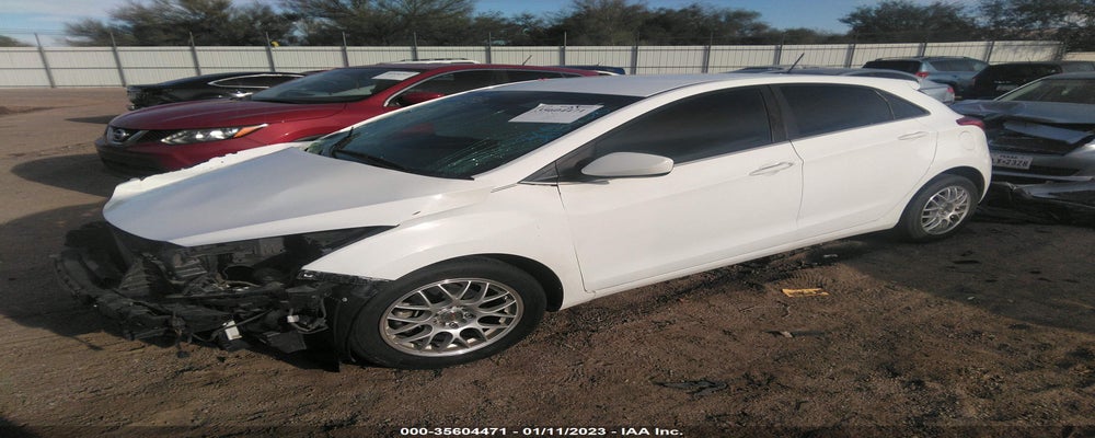 KMHD35LH9HU360956 2017 HYUNDAI ELANTRA GT photo no. 2