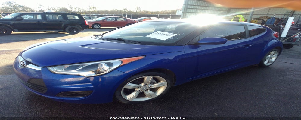 KMHTC6AD5CU070384 2012 HYUNDAI VELOSTER photo no. 2