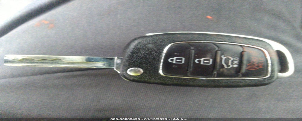 5NMZUDLB4HH035586 2017 HYUNDAI SANTA FE SPORT photo no. 11