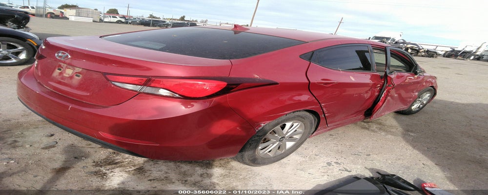 KMHDH4AE1FU424294 2015 HYUNDAI ELANTRA photo no. 4