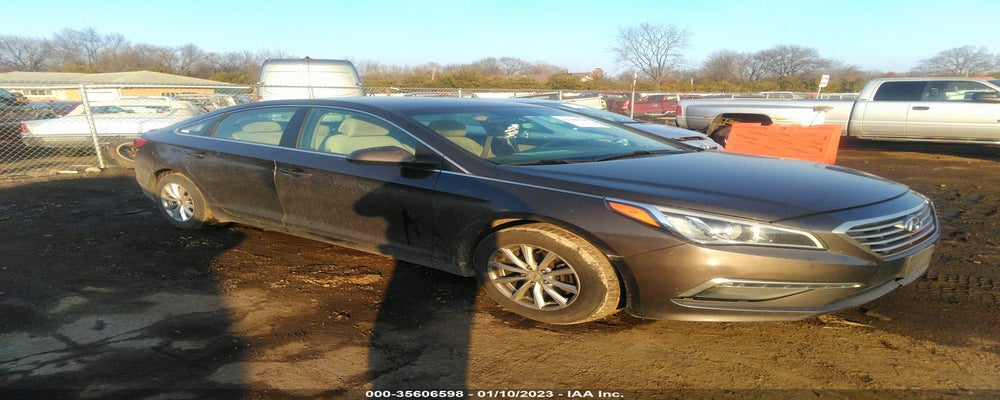 5NPE24AF9FH034007 2015 HYUNDAI SONATA photo no. 1
