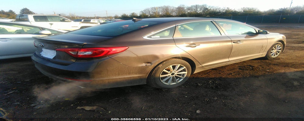 5NPE24AF9FH034007 2015 HYUNDAI SONATA photo no. 4