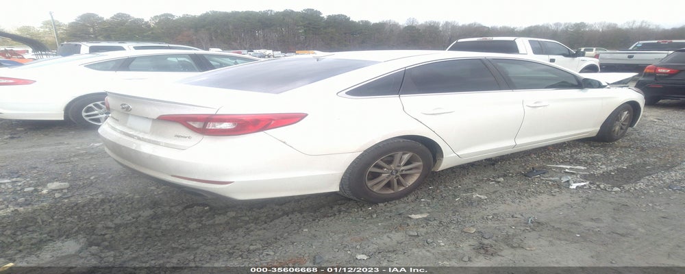 5NPE24AF6FH204291 2015 HYUNDAI SONATA photo no. 4