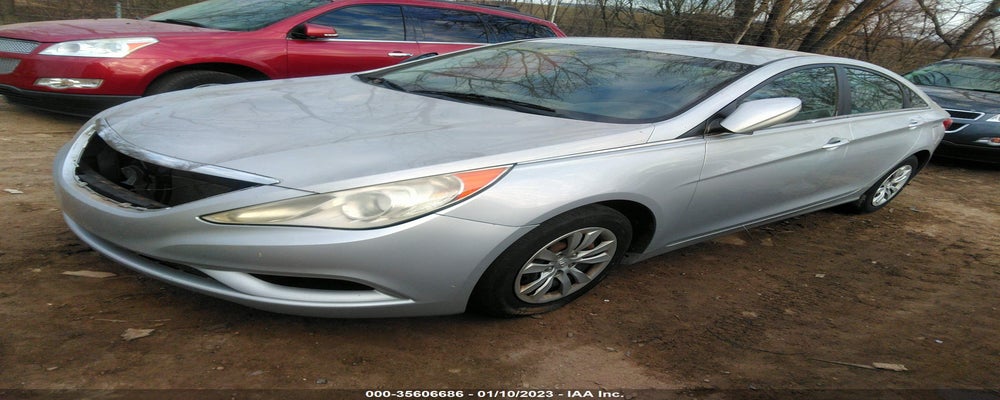 5NPEB4ACXBH093602 2011 HYUNDAI SONATA photo no. 2