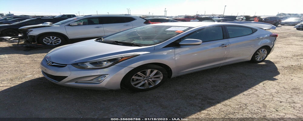 5NPDH4AEXFH603559 2015 HYUNDAI ELANTRA photo no. 2
