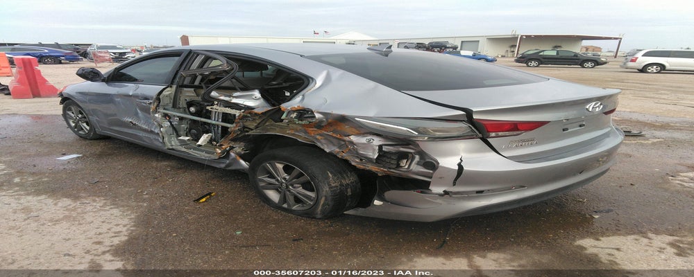 5NPD84LF0HH184906 2017 HYUNDAI ELANTRA photo no. 3