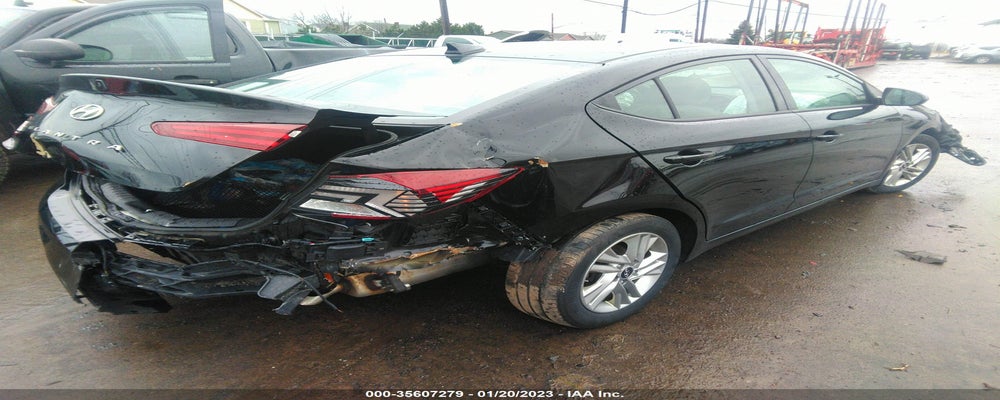 KMHD84LF4LU953921 2020 HYUNDAI ELANTRA photo no. 4