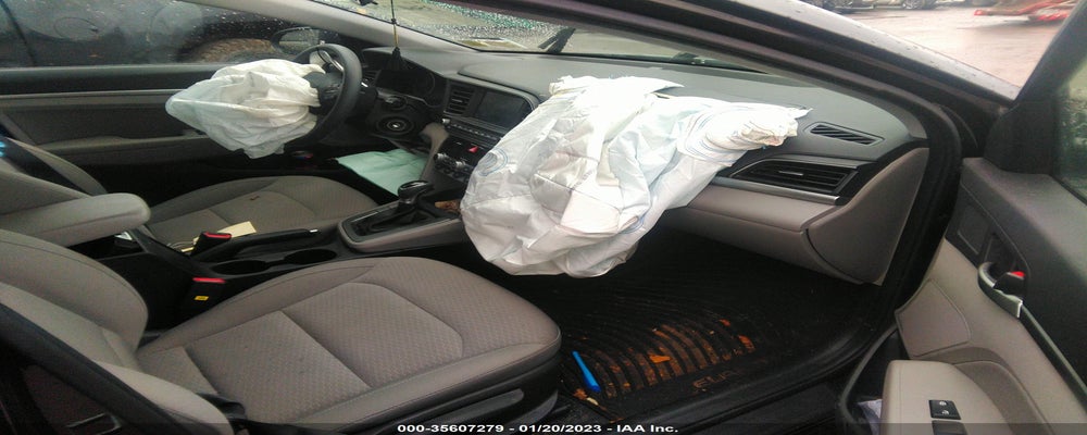 KMHD84LF4LU953921 2020 HYUNDAI ELANTRA photo no. 5