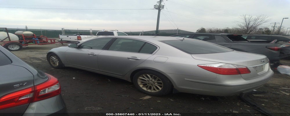 KMHGC4DE9BU113469 2011 HYUNDAI GENESIS photo no. 3