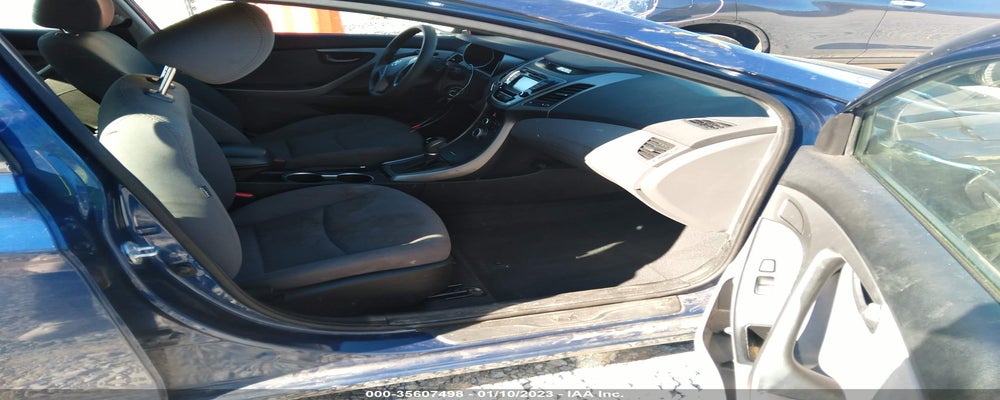 5NPDH4AEXGH711083 2016 HYUNDAI ELANTRA photo no. 5