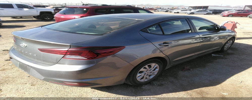 5NPD74LF3KH469318 2019 HYUNDAI ELANTRA photo no. 4