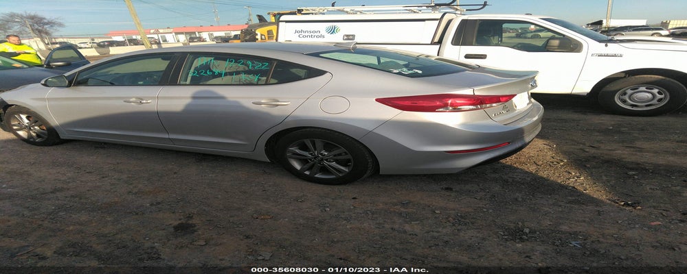 5NPD84LF1JH322684 2018 HYUNDAI ELANTRA photo no. 3