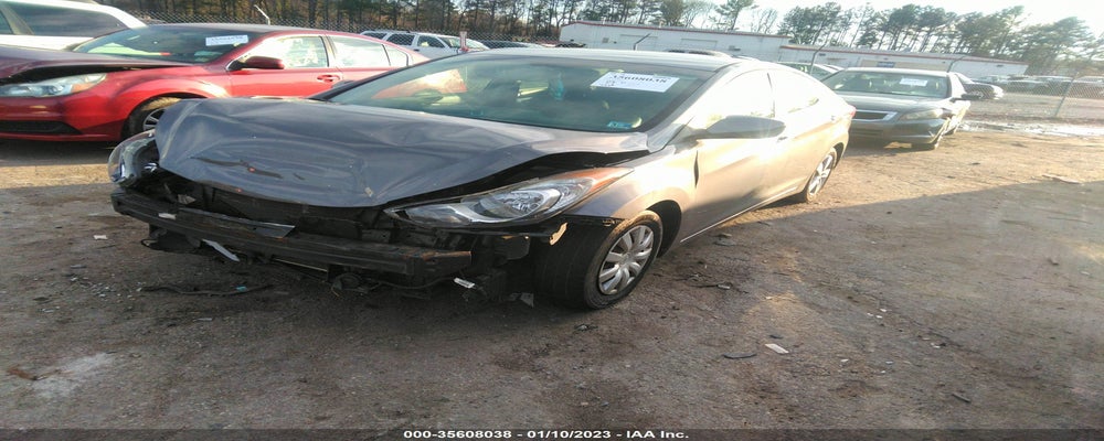 5NPDH4AE4DH264410 2013 HYUNDAI ELANTRA photo no. 2