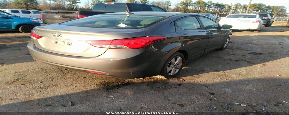 5NPDH4AE4DH264410 2013 HYUNDAI ELANTRA photo no. 4