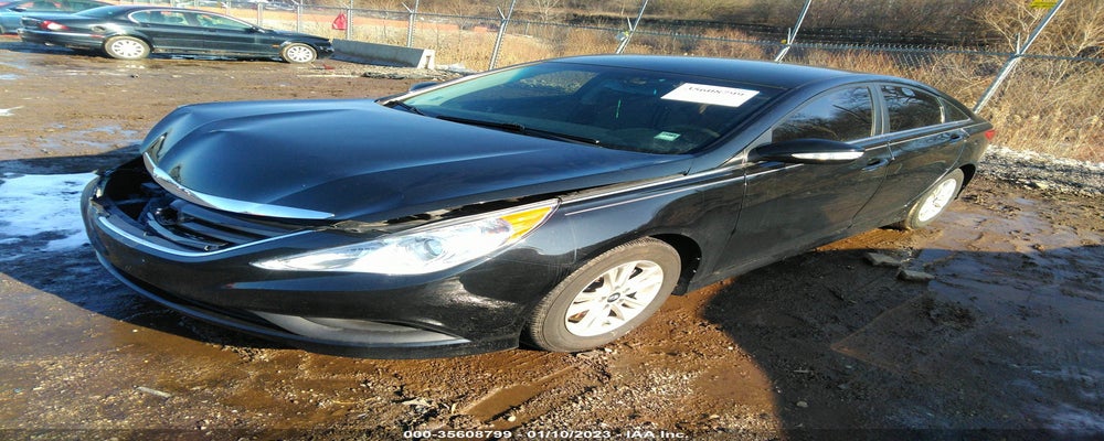 5NPEB4AC2EH873839 2014 HYUNDAI SONATA photo no. 2