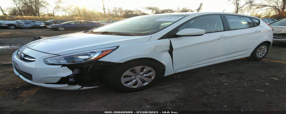 KMHCT5AE8GU255571 2016 HYUNDAI ACCENT photo no. 2