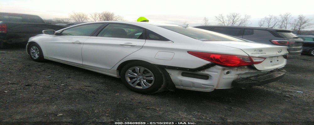 5NPEB4AC4CH383111 2012 HYUNDAI SONATA photo no. 3