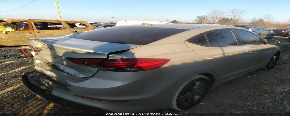 5NPD84LFXHH032714 2017 HYUNDAI ELANTRA photo no. 4