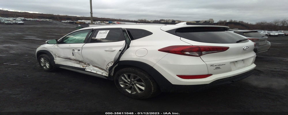 KM8J3CA48JU831752 2018 HYUNDAI TUCSON photo no. 3