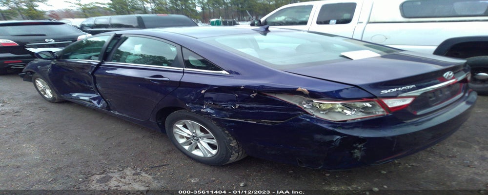 5NPEB4AC9BH209470 2011 HYUNDAI SONATA photo no. 3