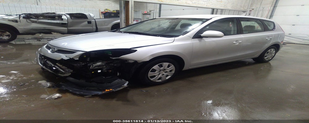 KMHDB8AE2CU151418 2012 HYUNDAI ELANTRA TOURING photo no. 2